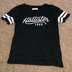 Hollister top